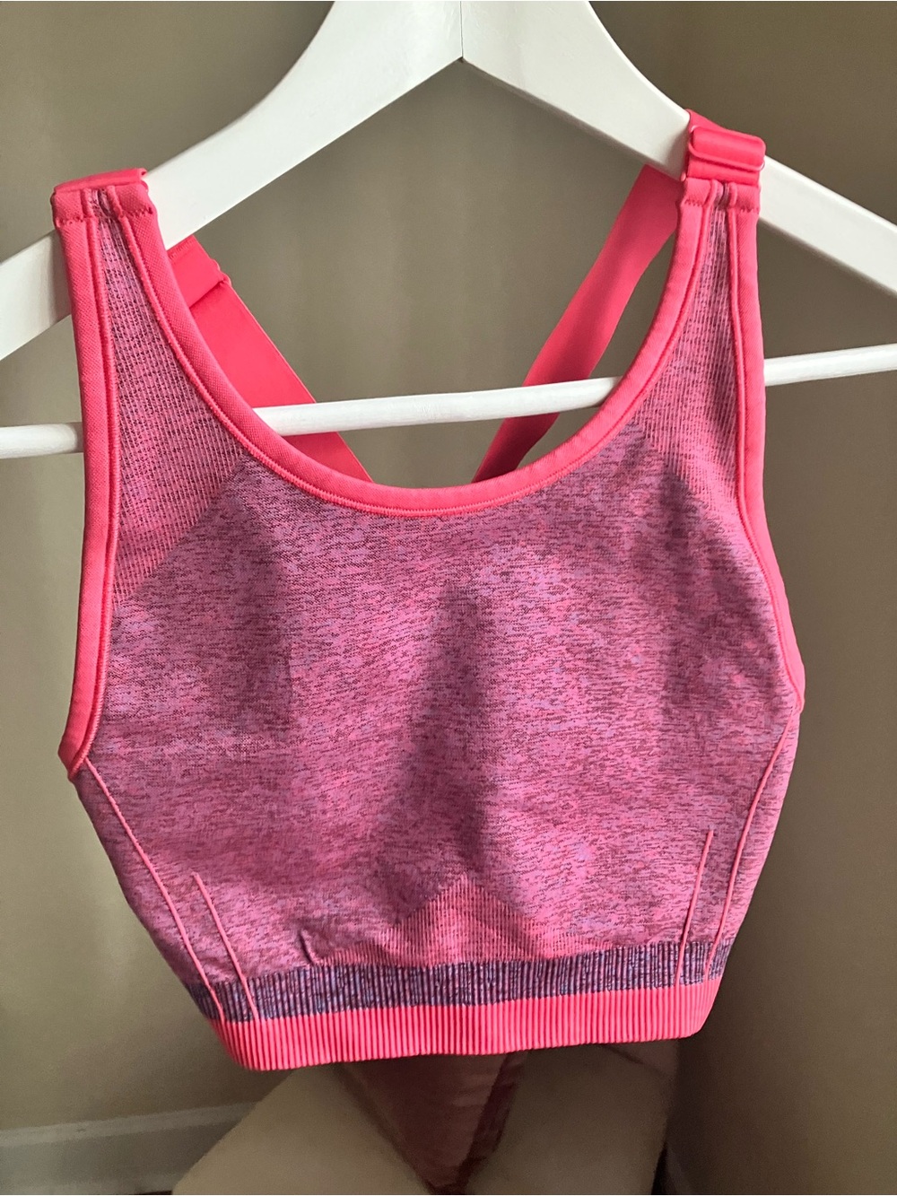 SPANX seamless sports bra coral pink/purple
